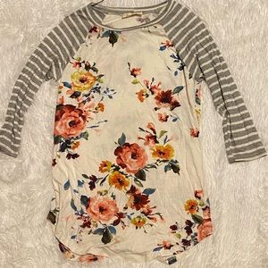 S FIRST LOOK 3/4 sleeve baseball Tee